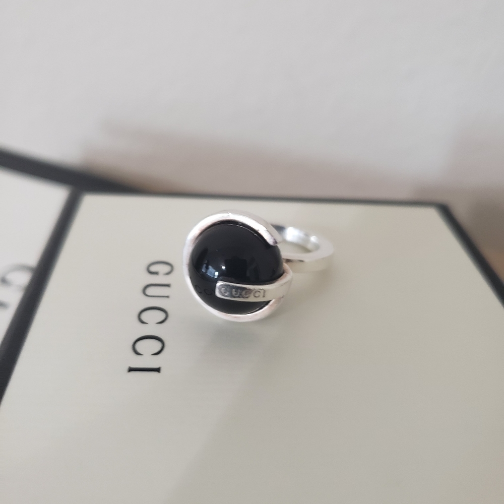 Gucci ring size 6